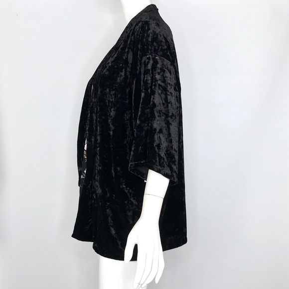 {Collective Concepts} Crushed Velvet Hillie Kimono - Picture 4 of 8